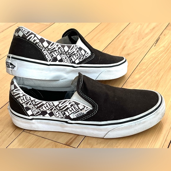 Vans Black and White Slip-On Sneakers, WOMENS SIZE 8.5, Super Clean & NICE - Picture 3 of 12
